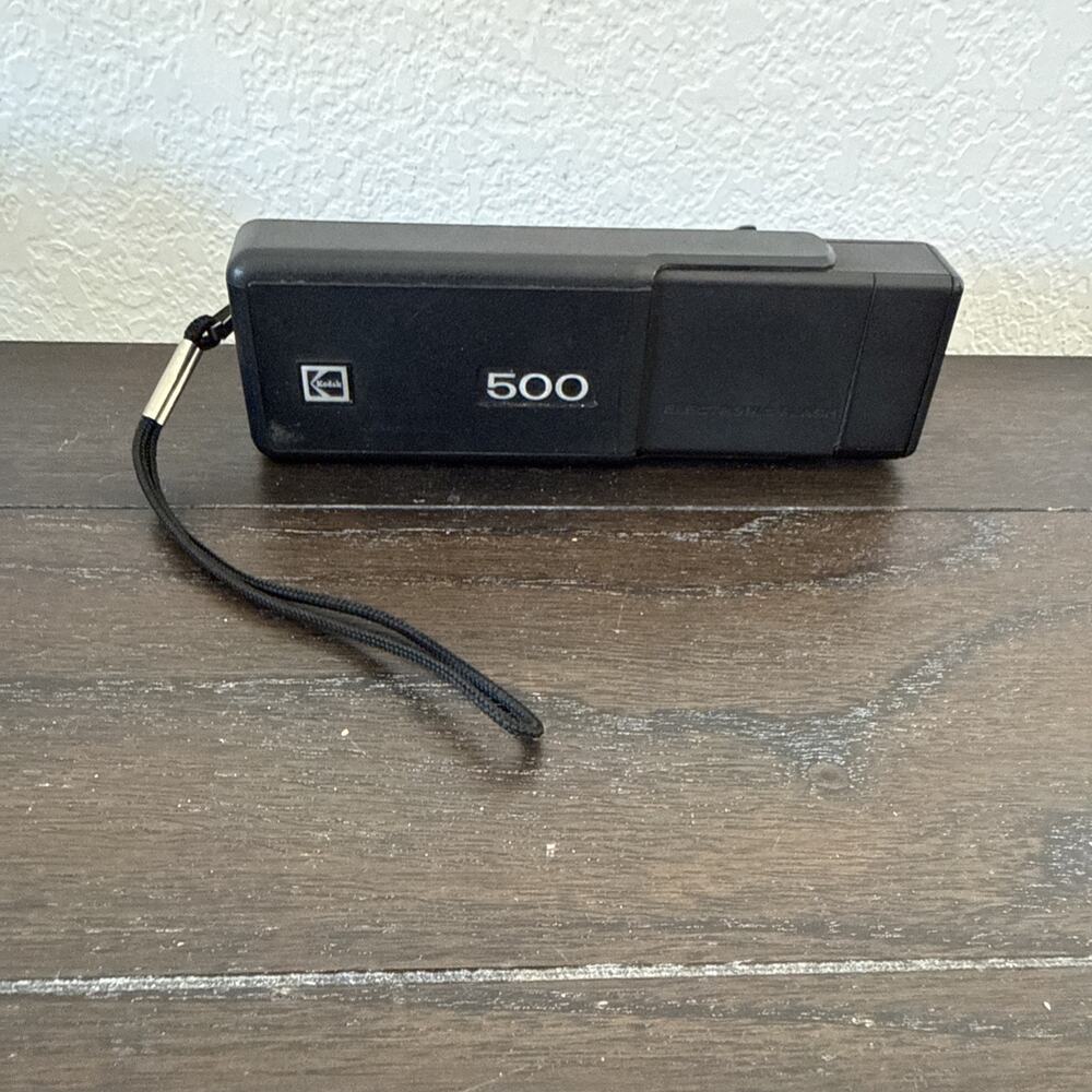 Vintage Kodak Ektralite 500 Camera Electronic Flash Power NOT Tested